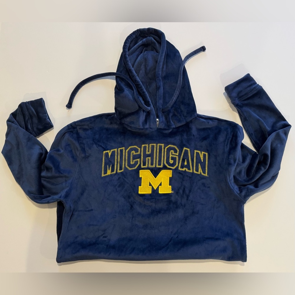 Michigan Women's Navy Blue Fleece Hoodie - Picture 4 of 13